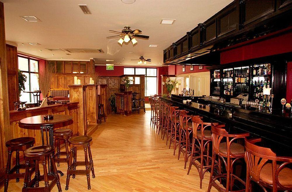 The Clonakilty Hotel Εξωτερικό φωτογραφία